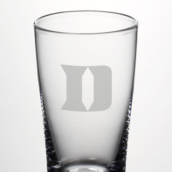 Duke Ascutney Pint Glass by Simon Pearce Shot #2