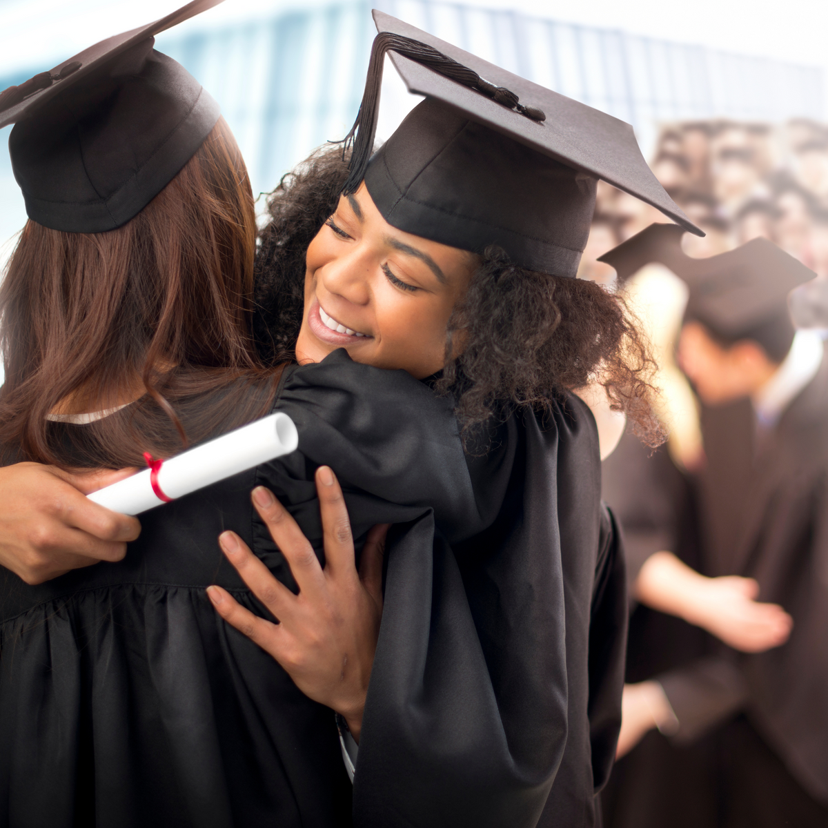 Timeless Kentucky Graduation Gifts: Celebrate The Class of 2025 with Elegance and Style