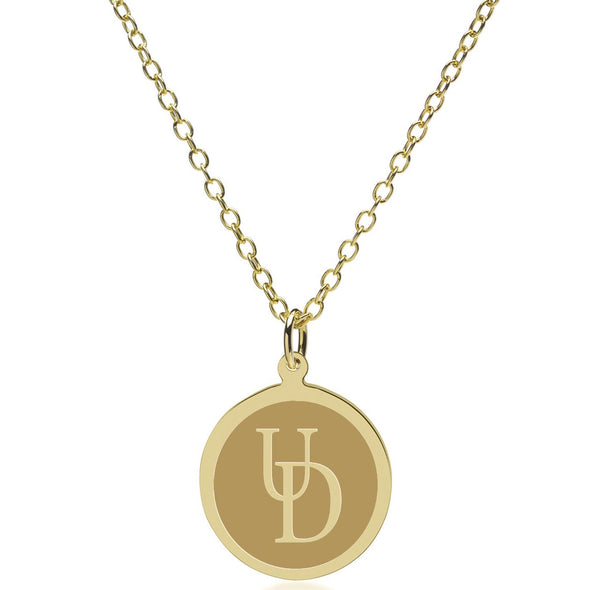 Delaware 18K Gold Pendant & Chain Shot #2