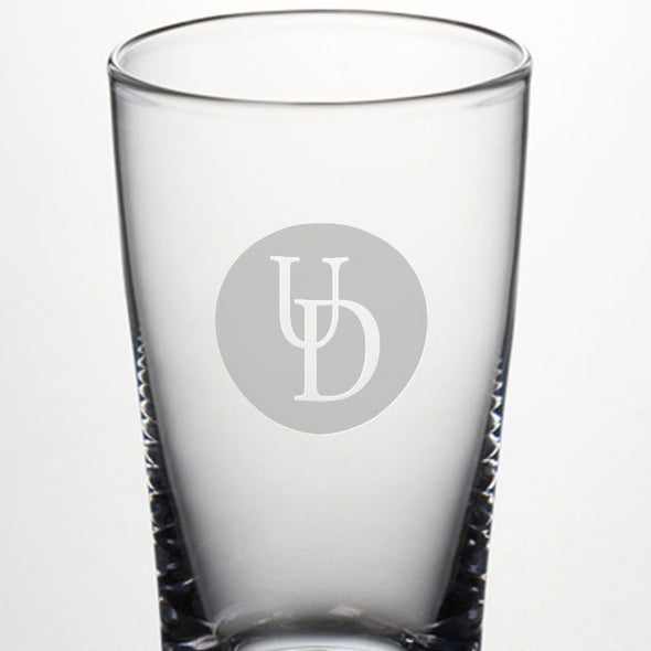 Delaware Ascutney Pint Glass by Simon Pearce Shot #2