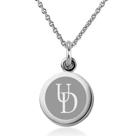 Delaware Necklace with Charm in Sterling Silver Shot #1