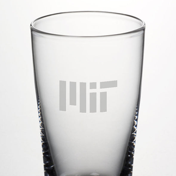 MIT Ascutney Pint Glasses by Simon Pearce Shot #2