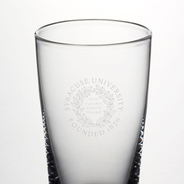 Syracuse Ascutney Pint Glass by Simon Pearce Shot #2