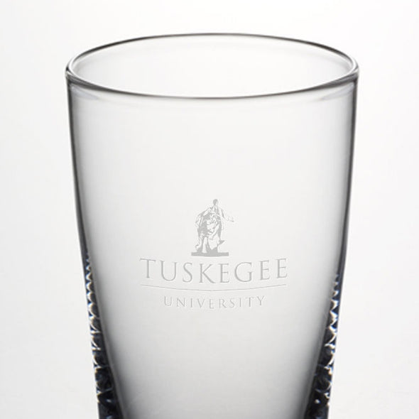 Tuskegee Ascutney Pint Glass by Simon Pearce Shot #2