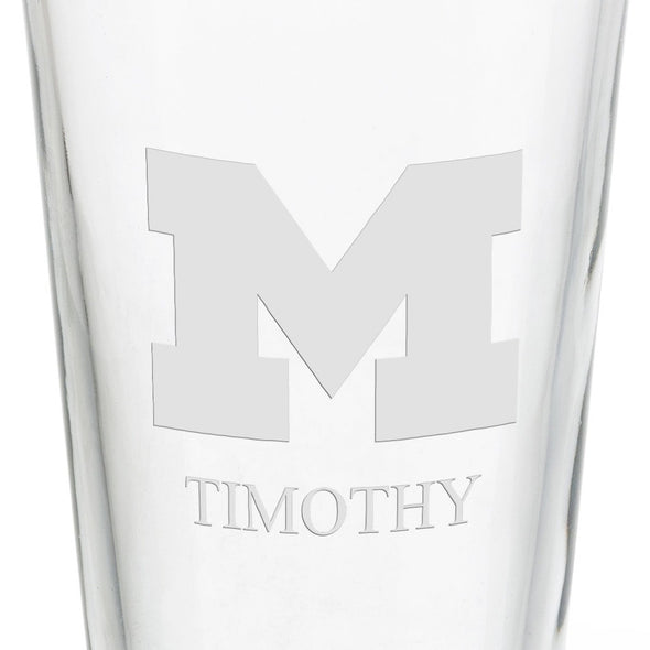 University of Michigan 16 oz Pint Glass- Set of 4 Shot #3